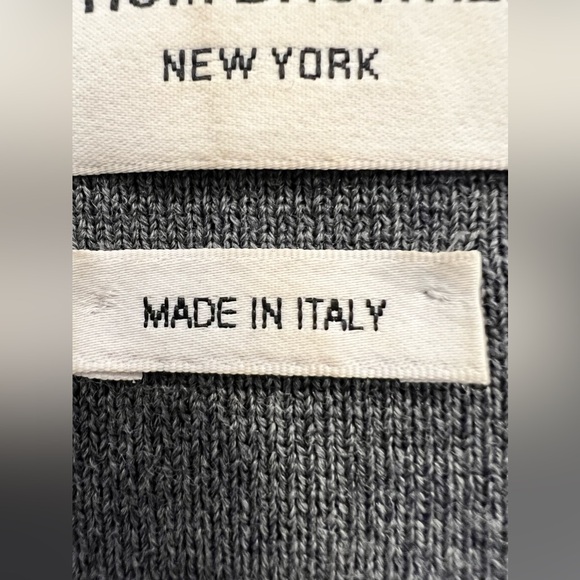 Authentic Thom browne cardigan with signature sleeve line - Picture 7 of 10